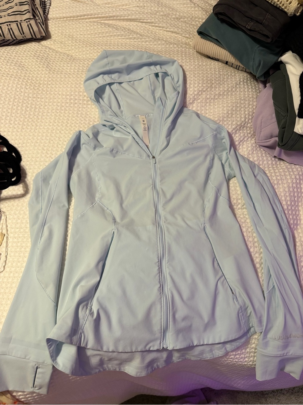 Lululemon Mist Over
Windbreaker Jacket - baby blue